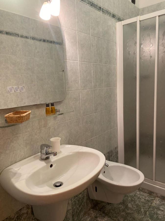 Hotel Pine Beach Розоліна-Маре Екстер'єр фото