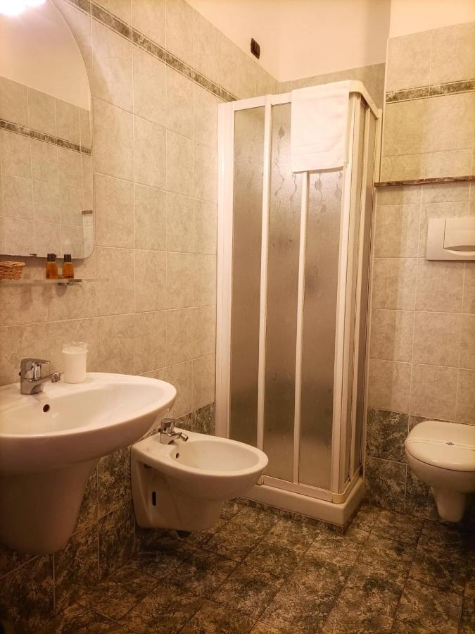 Hotel Pine Beach Розоліна-Маре Екстер'єр фото