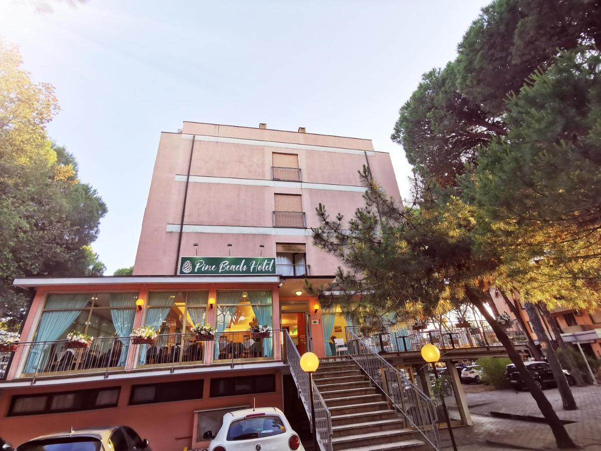 Hotel Pine Beach Розоліна-Маре Екстер'єр фото