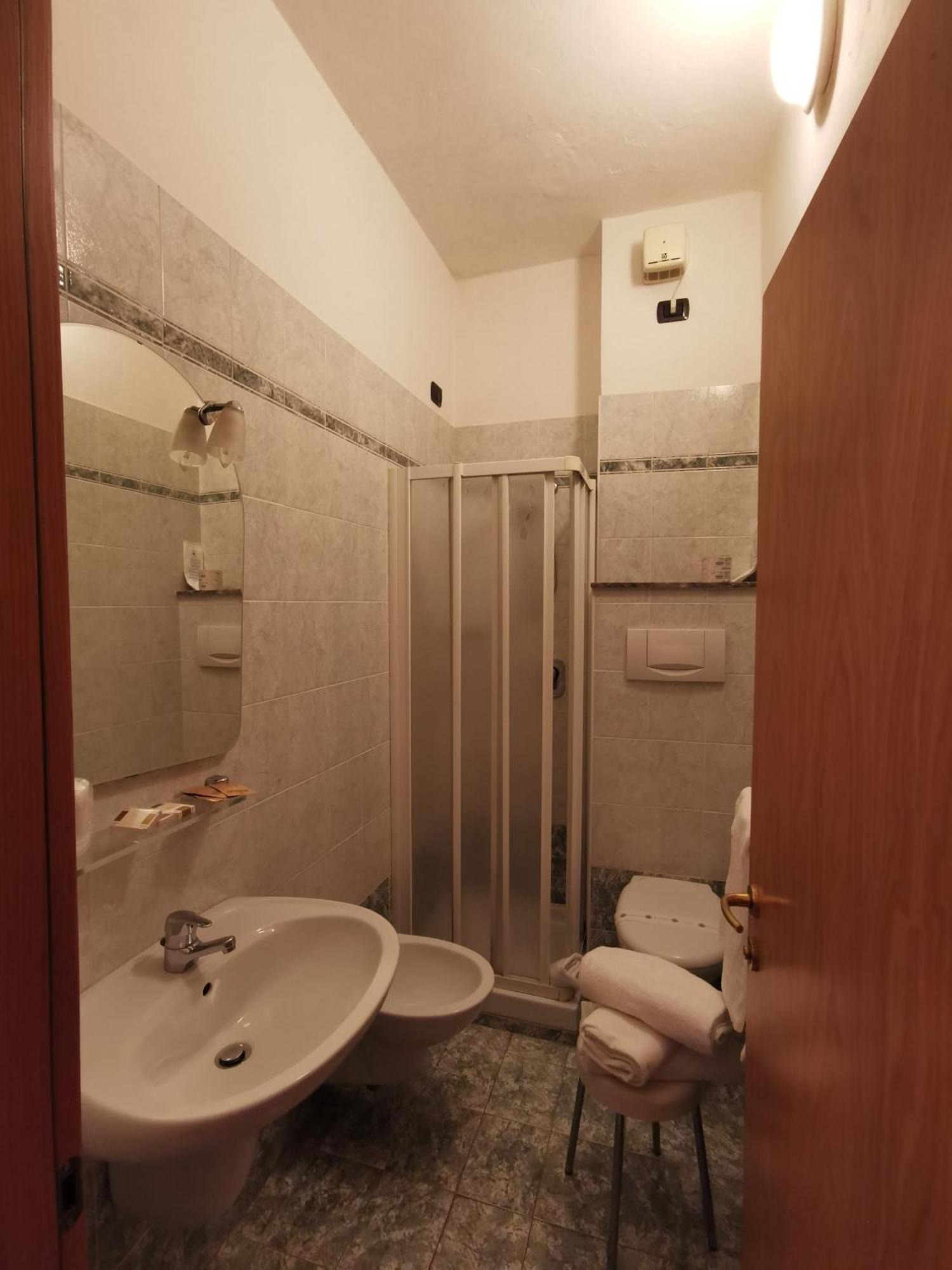 Hotel Pine Beach Розоліна-Маре Екстер'єр фото