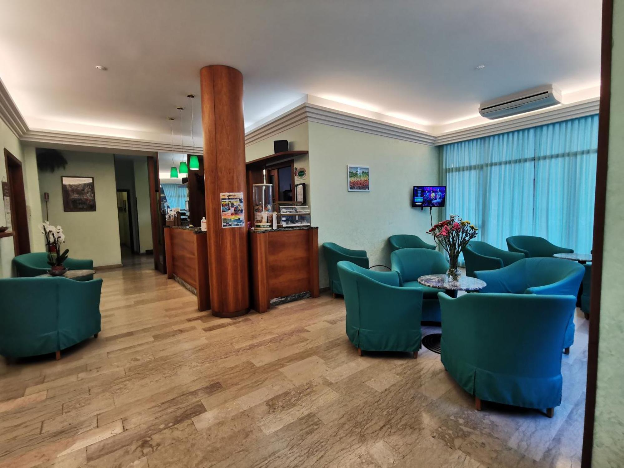 Hotel Pine Beach Розоліна-Маре Екстер'єр фото
